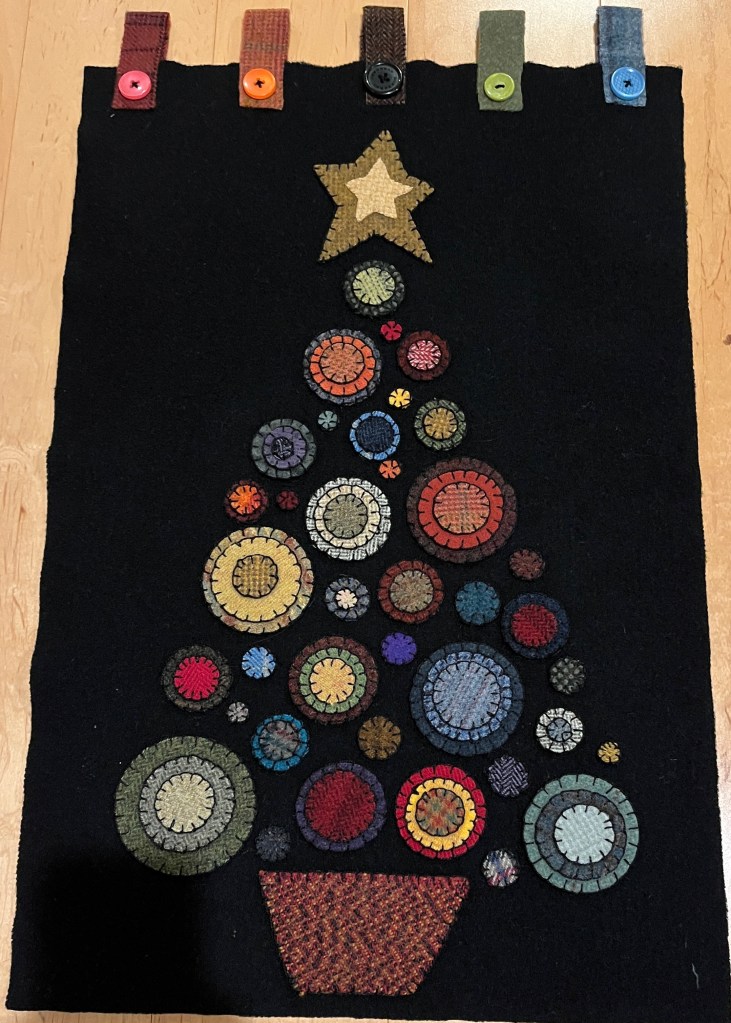 Christmas tree wool penny applique